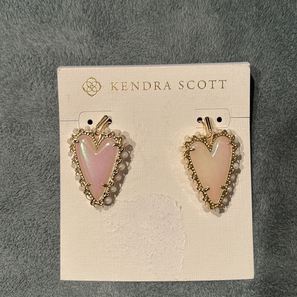 💗 - Picture 3 of 3